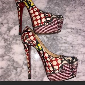 LOUBOUTINS SIZE 38